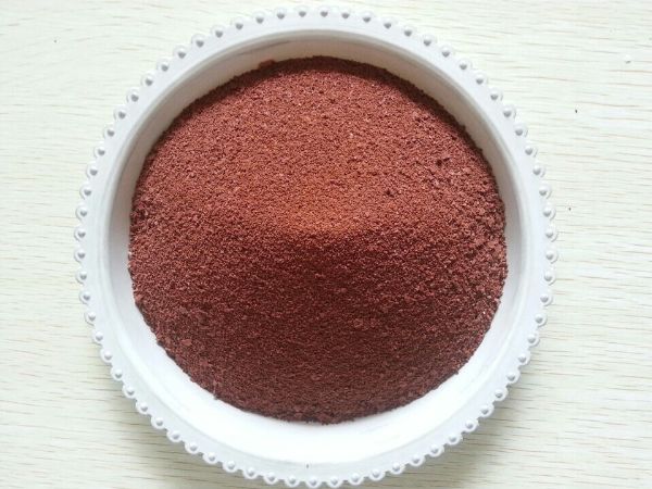 �߷��Ӿۺ��Ȼ�����Ͷ��ˮ�з��������Ļ���Ч��